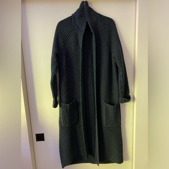 GAP Midcalf Length Knit Sweater - Picture 3 of 5